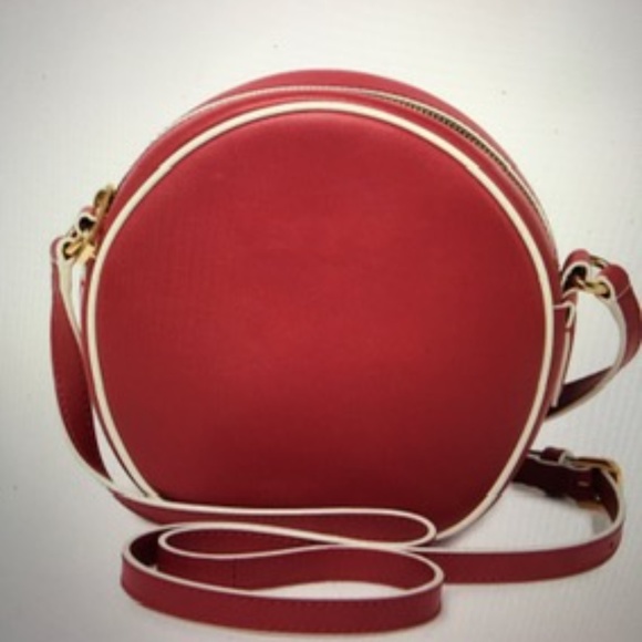 NWT MARC JACOBS RED VOYAGER CIRCLE CROSSBODY BAG - Picture 4 of 9